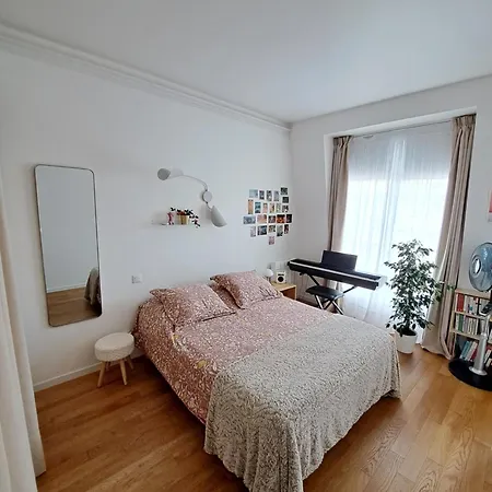 Deux Pieces Typiquement Parisien Apartment Paris